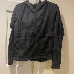 lululemon windbreaker/ raincoat